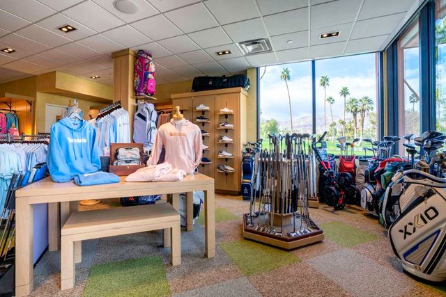 47115 El Menara Circle, Palm Desert, CA 92260