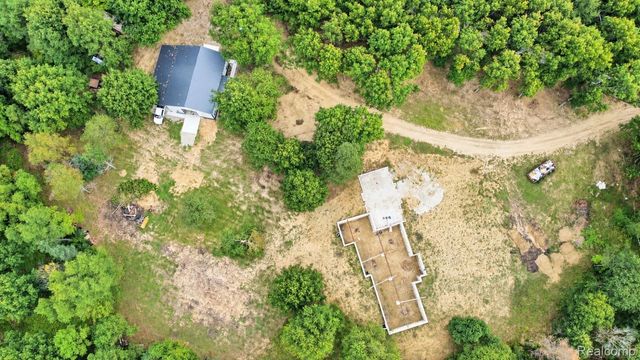 3826 Maybee Road, Orion Charter Township, MI 48359