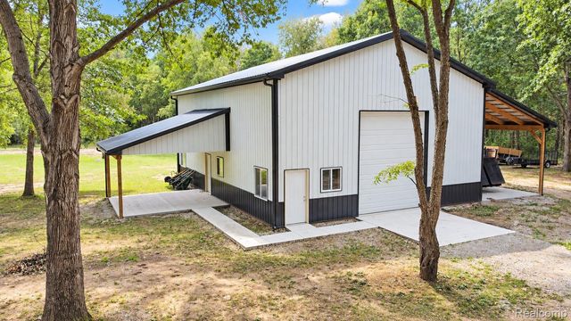 3826 Maybee Road, Orion Charter Township, MI 48359