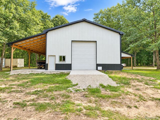 3826 Maybee Road, Orion Charter Township, MI 48359