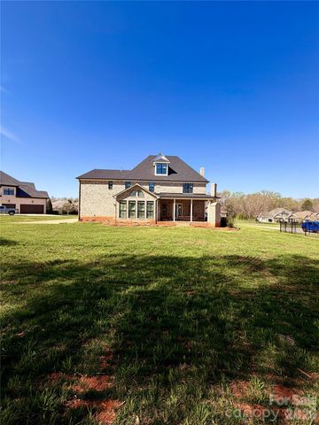 8110 Rolling Fields Road 48, Charlotte, NC 28227