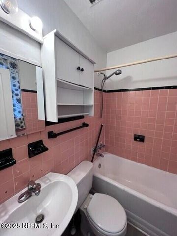 4833 ROYAL Avenue, Jacksonville, FL 32205