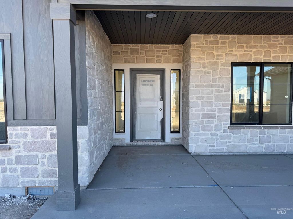 3705 N 2416 E, Filer, ID 83328 photo 2