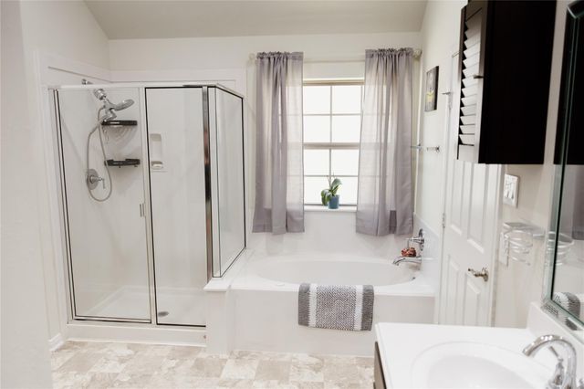 6438 Grapevine Bend, Manvel, TX 77578