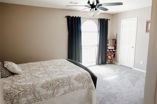 6438 Grapevine Bend, Manvel, TX 77578