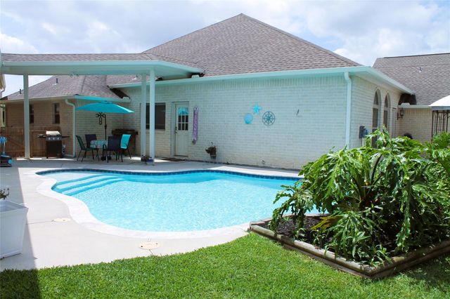 6438 Grapevine Bend, Manvel, TX 77578