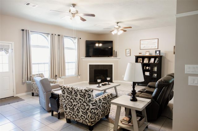 6438 Grapevine Bend, Manvel, TX 77578