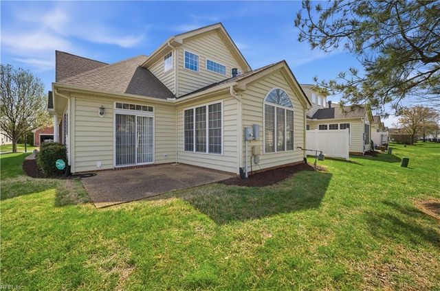 1427 Hawick TER, Chesapeake, VA 23322