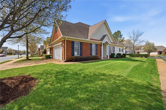 1427 Hawick TER, Chesapeake, VA 23322