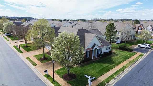 1427 Hawick TER, Chesapeake, VA 23322