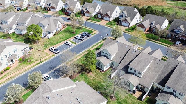 1427 Hawick TER, Chesapeake, VA 23322