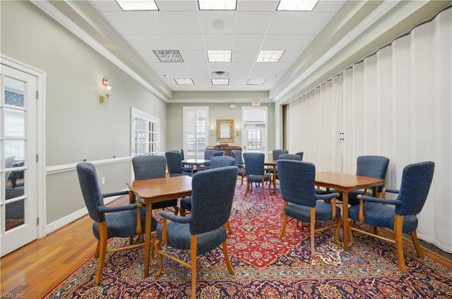 1427 Hawick TER, Chesapeake, VA 23322