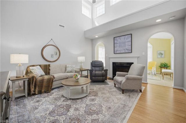 1427 Hawick TER, Chesapeake, VA 23322