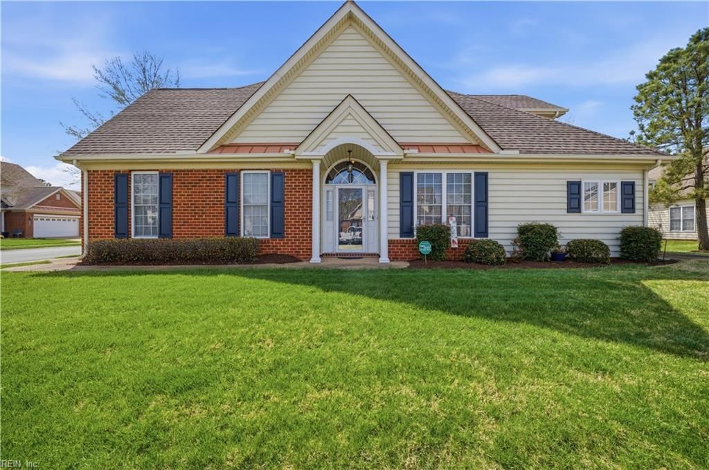 1427 Hawick TER, Chesapeake, VA 23322