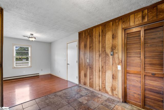 634 Wesleyan Drive, Central, SC 29630