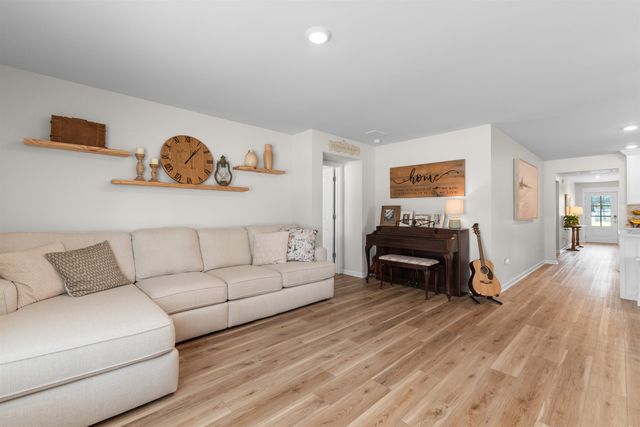 123 Brittmore Park Pl., Myrtle Beach, SC 29588