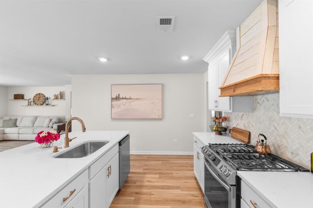 123 Brittmore Park Pl., Myrtle Beach, SC 29588