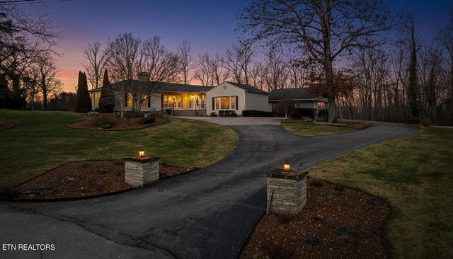 233 Morgan Rd, Crossville, TN 38555