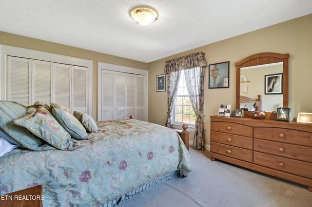 233 Morgan Rd, Crossville, TN 38555