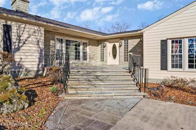 233 Morgan Rd, Crossville, TN 38555