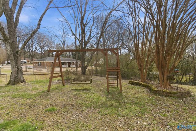 102 Oxford Drive, Meridianville, AL 35759