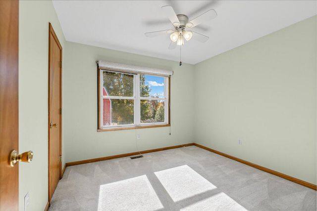 142 COUNTY ROAD 402-A, Fayette, MO 65248