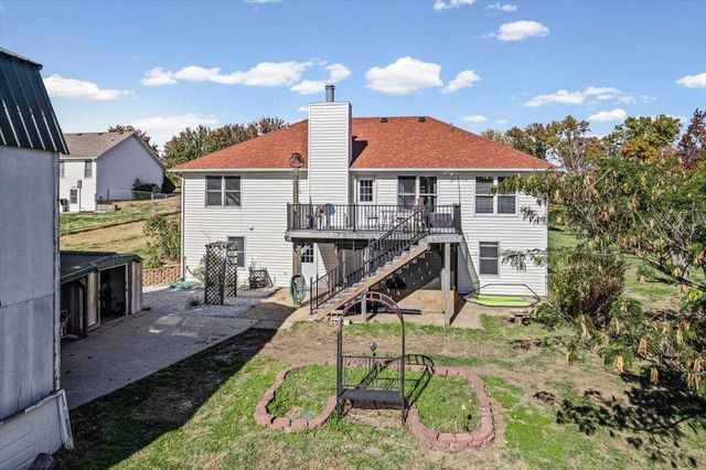 142 COUNTY ROAD 402-A, Fayette, MO 65248