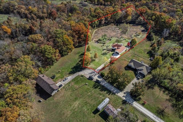 142 COUNTY ROAD 402-A, Fayette, MO 65248