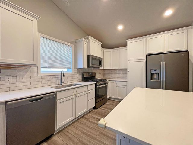 23134 Wood Lane, Rogers, MN 55374