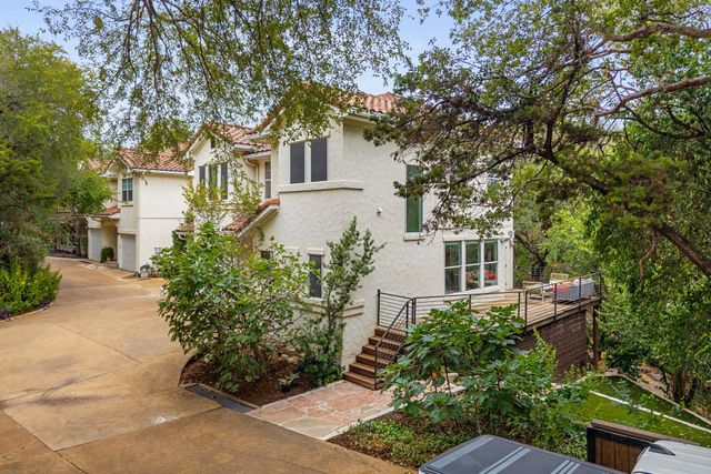601 Upson ST D, Austin, TX 78703
