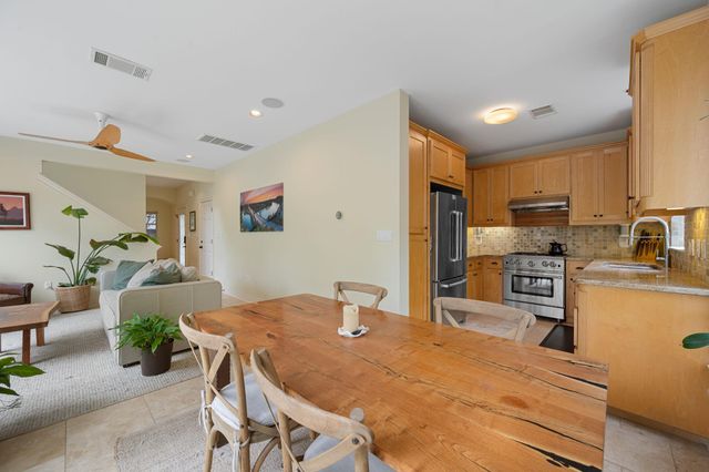 601 Upson ST D, Austin, TX 78703