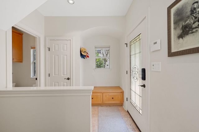 601 Upson ST D, Austin, TX 78703