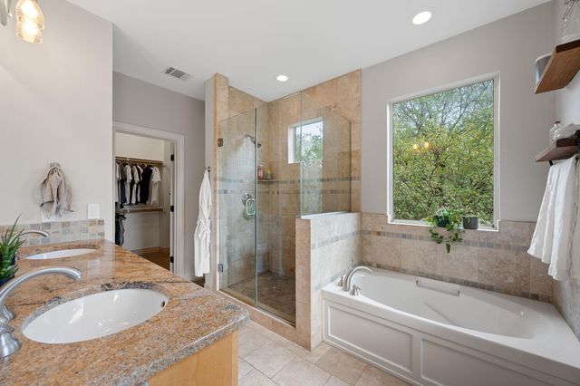 601 Upson ST D, Austin, TX 78703