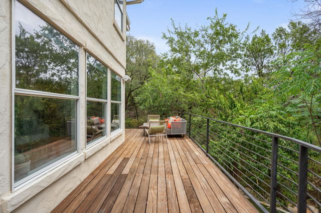 601 Upson ST D, Austin, TX 78703