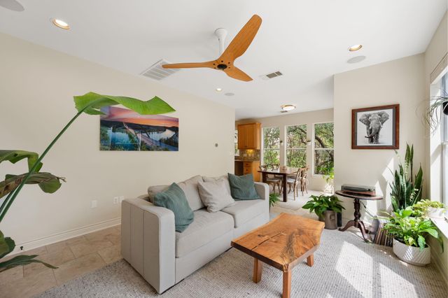 601 Upson ST D, Austin, TX 78703