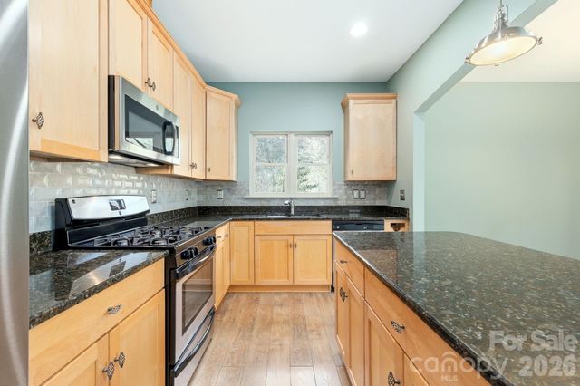 48 Back River Trail, Marshall, NC 28753