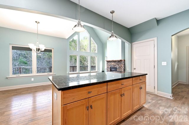 48 Back River Trail, Marshall, NC 28753