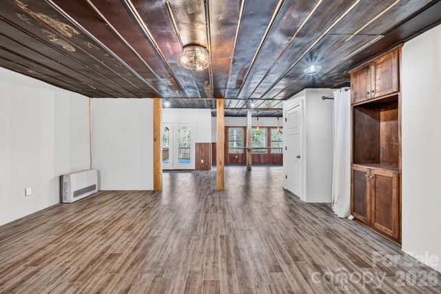 48 Back River Trail, Marshall, NC 28753