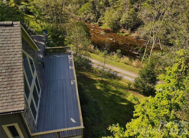 48 Back River Trail, Marshall, NC 28753
