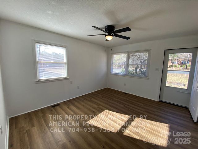 3818 Vanderburg Drive, Concord, NC 28025