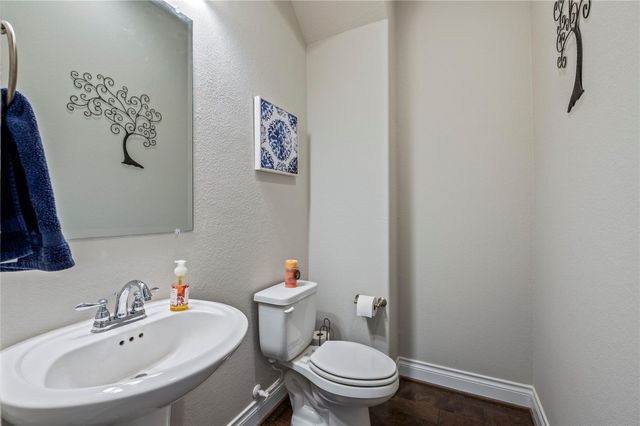 825 Galloway Mist Lane, Friendswood, TX 77546