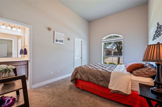 825 Galloway Mist Lane, Friendswood, TX 77546