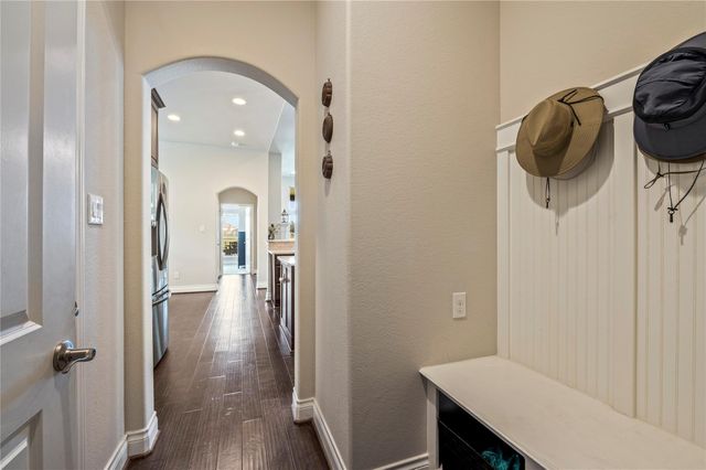 825 Galloway Mist Lane, Friendswood, TX 77546