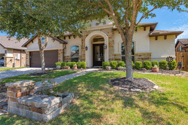 825 Galloway Mist Lane, Friendswood, TX 77546