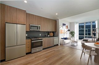 50 Clinton Place PH20, New Rochelle, NY 10801