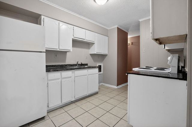 4566 WEAVER RD, Memphis, TN 38109