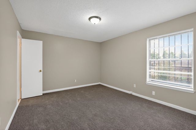 4566 WEAVER RD, Memphis, TN 38109