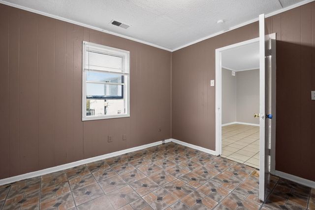 4566 WEAVER RD, Memphis, TN 38109