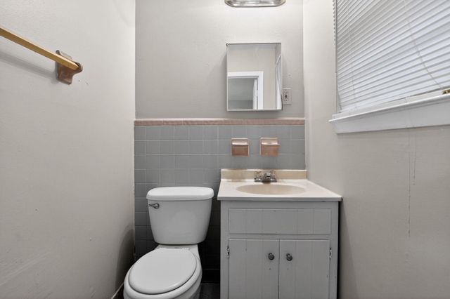 4566 WEAVER RD, Memphis, TN 38109