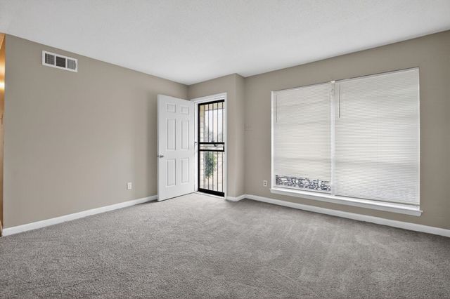 4566 WEAVER RD, Memphis, TN 38109